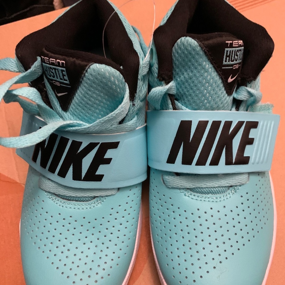 Boys new Nike